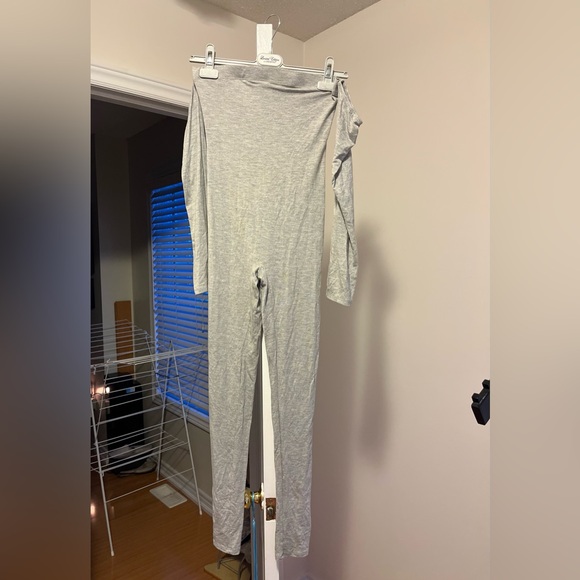 Soothe Off Shoulder Jumpsuit - Picture 2 of 4